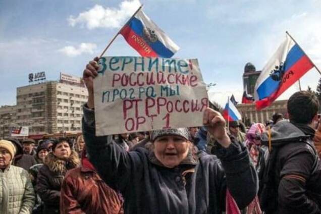 Виходу немає, вони в глухому куті: експерт розповів про 'найсильніший удар' для жителів Криму і Донбасу