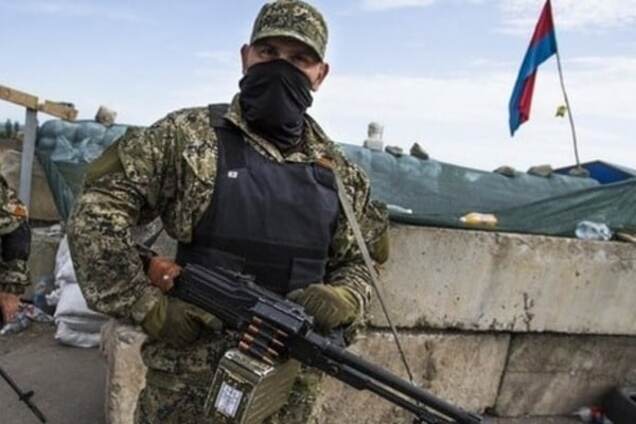 В Новоазовске террористы устроили пьяный дебош и перестрелку