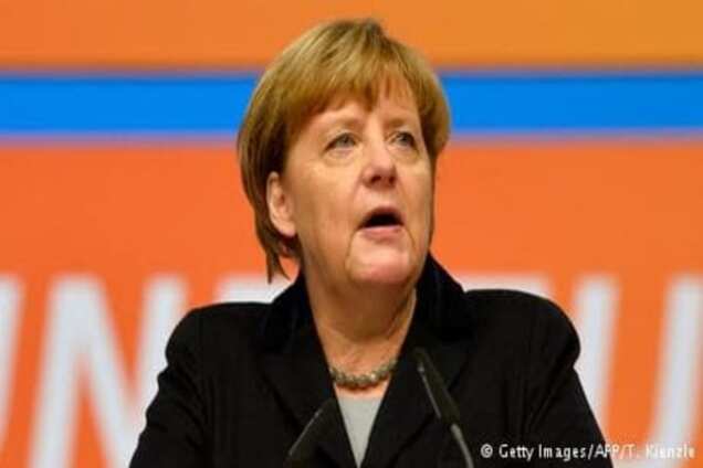 Меркель хоче зменшення потоку біженців за відкритих кордонів усередині ЄС