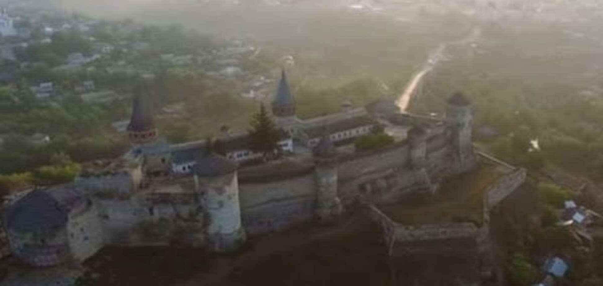 Шикарные замки, горы и леса: опубликовано видео Украины с высоты птичьего полета