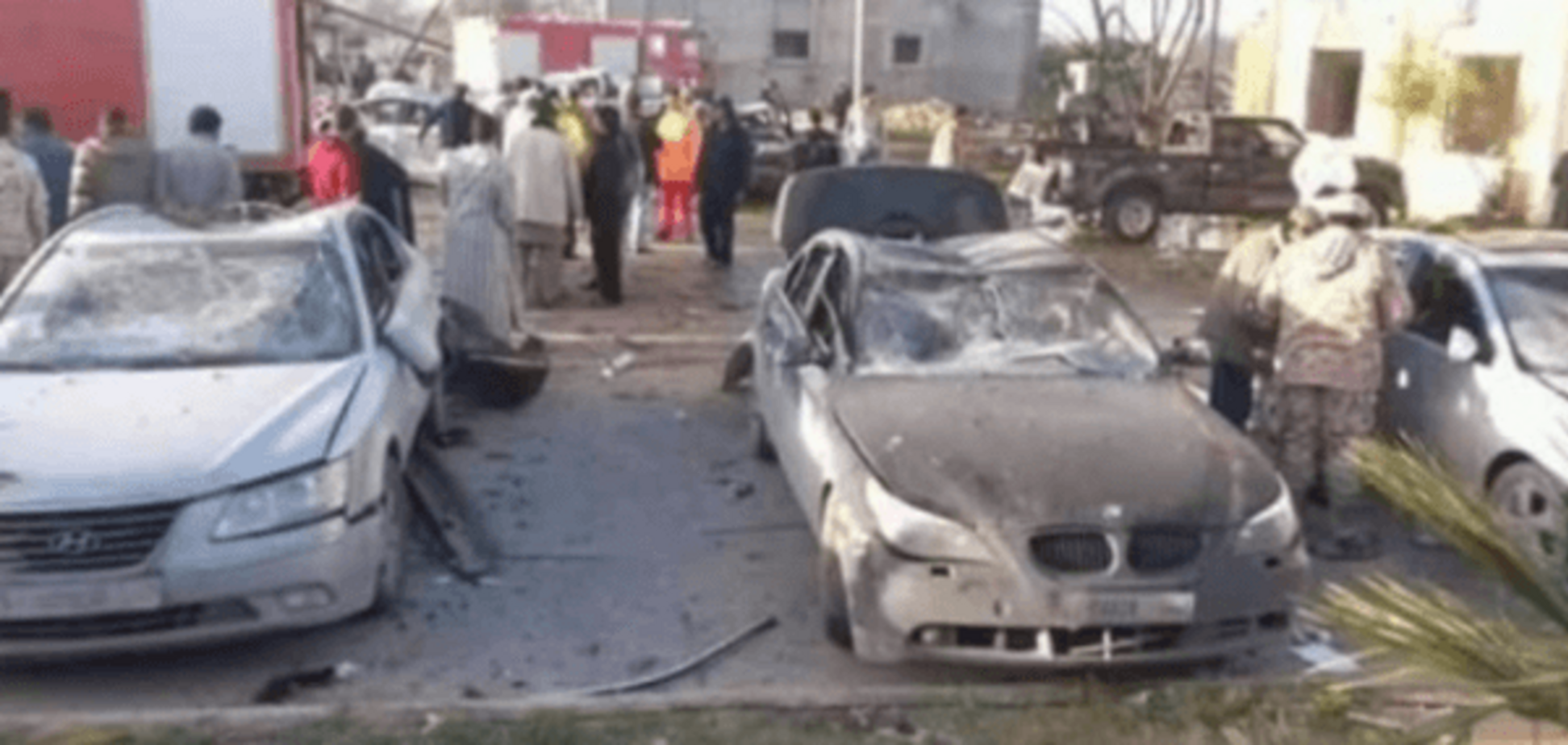 В Ливии смертник подорвал себя в полицейском центре: 70 погибших