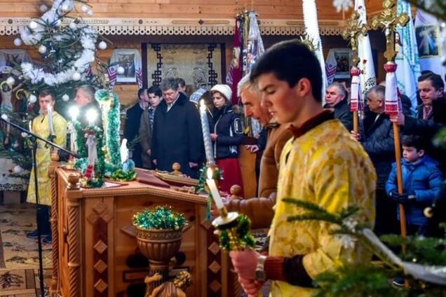 СМИ узнали планы Порошенко на Рождество