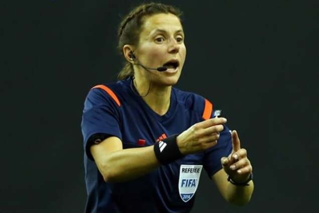 Браво! Украинку признали лучшим арбитром мира