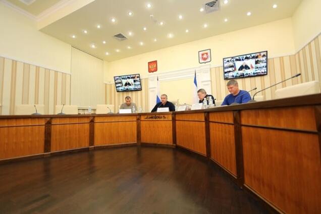 Аксенов решил спрятаться от крымчан из-за отсутствия света