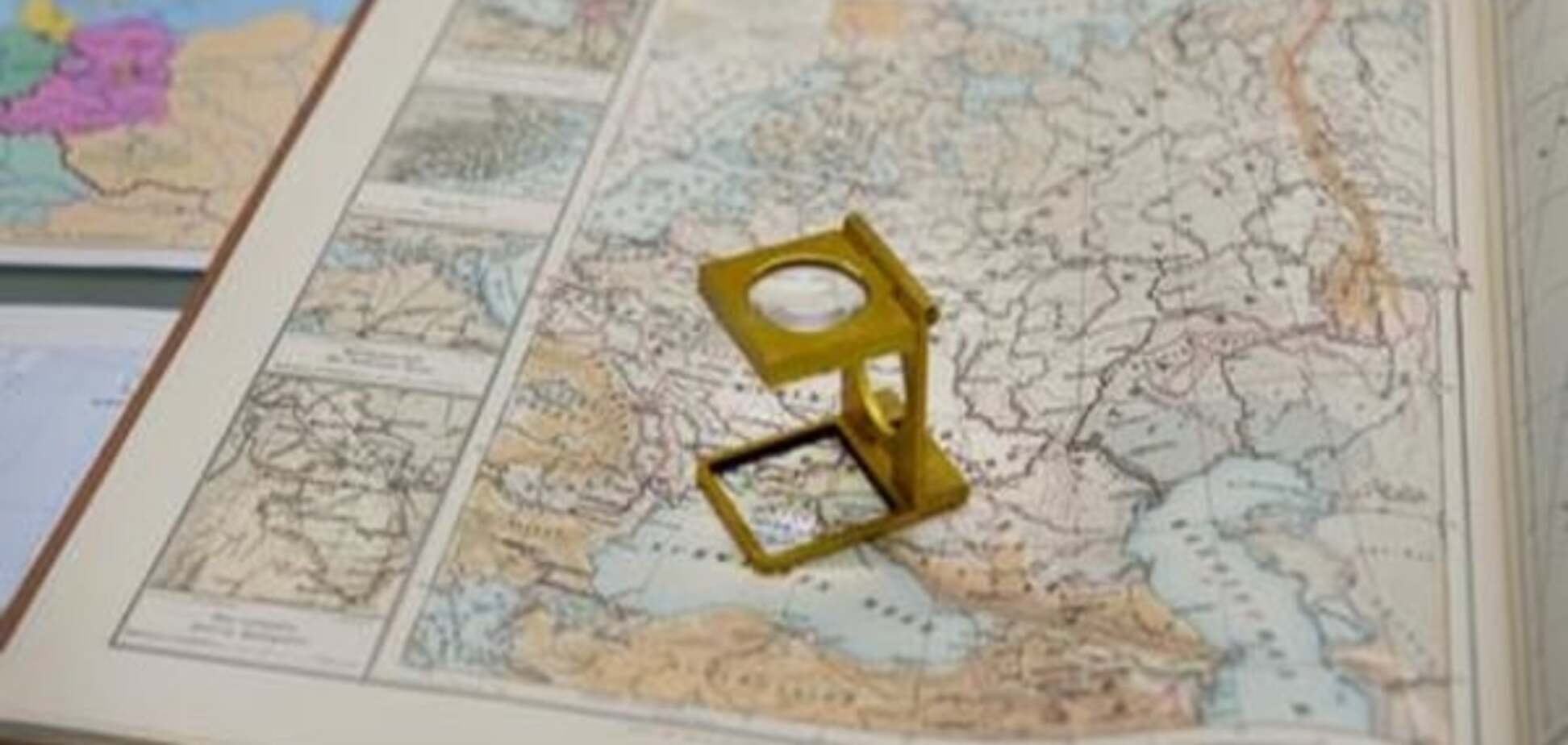 Крым в полоску: эксперты рассказали, зачем картографы 'отдают' полуостров то Киеву, то Москве