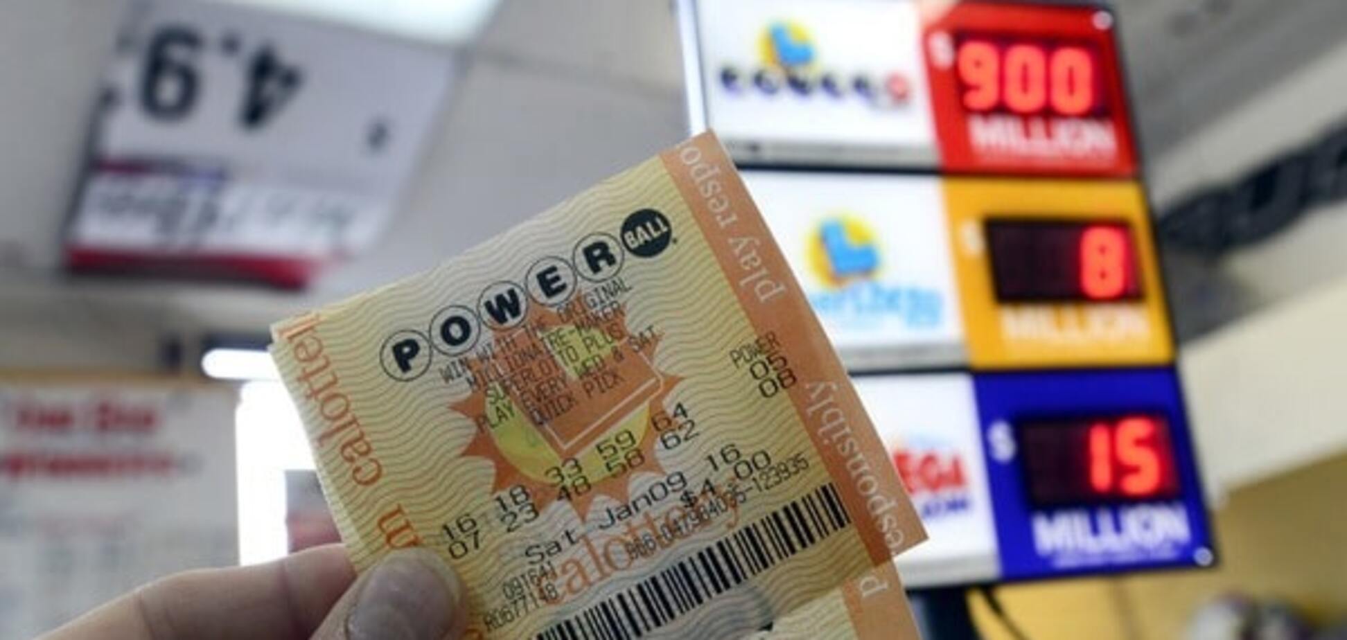 Джекпот в сотни миллионов долларов! США поразила лотерейная лихорадка