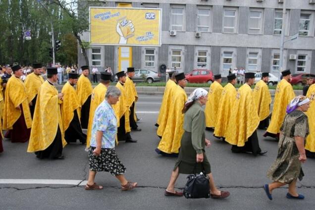 В Украине зафиксировали массовый переход церквей из московского патриархата в киевский