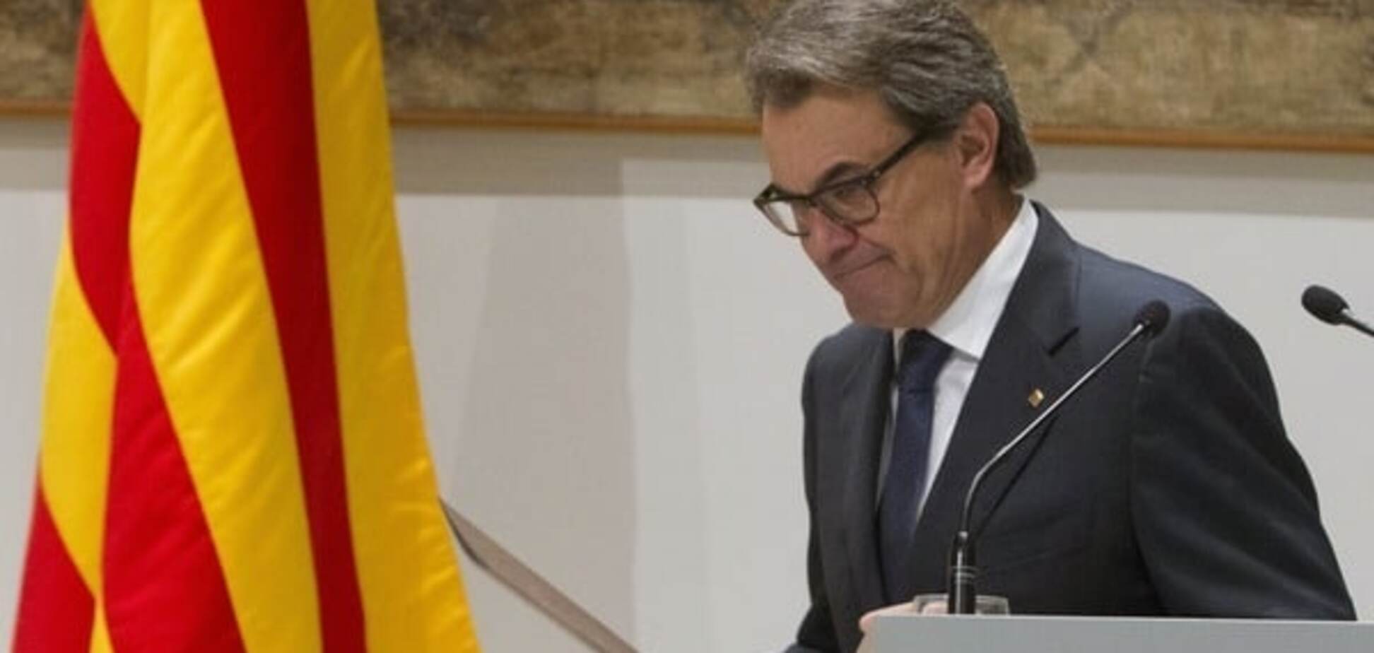 Сепаратизм в Іспанії здригнувся: президент Каталонії подав у відставку