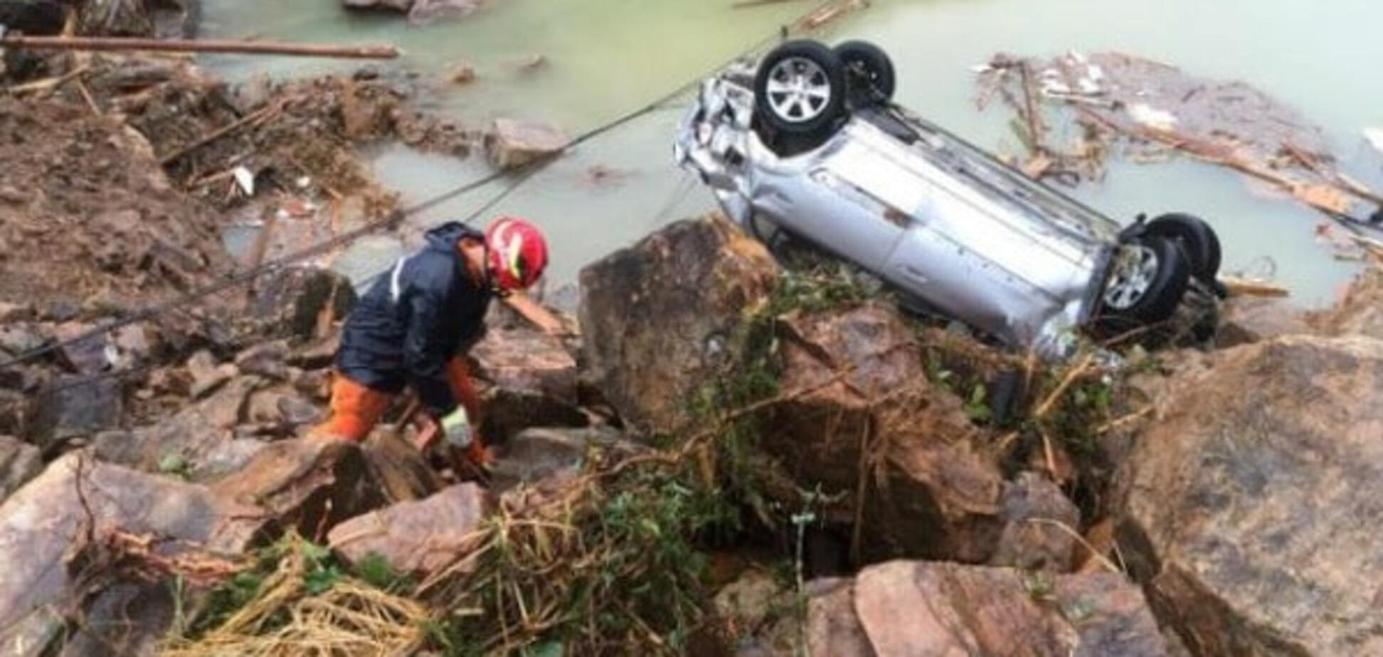 ЧП в Китае: 13 человек стали жертвами тайфуна 'Меги'
