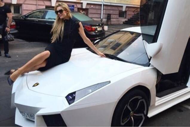 Пэрис Хилтон