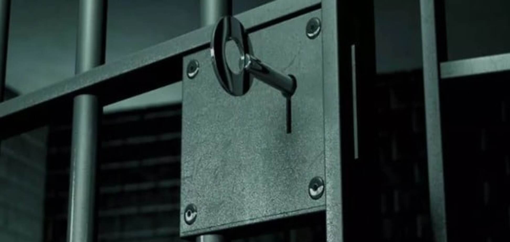 За 'законом Савченко': хто й чому випускає вбивць та гвалтівників