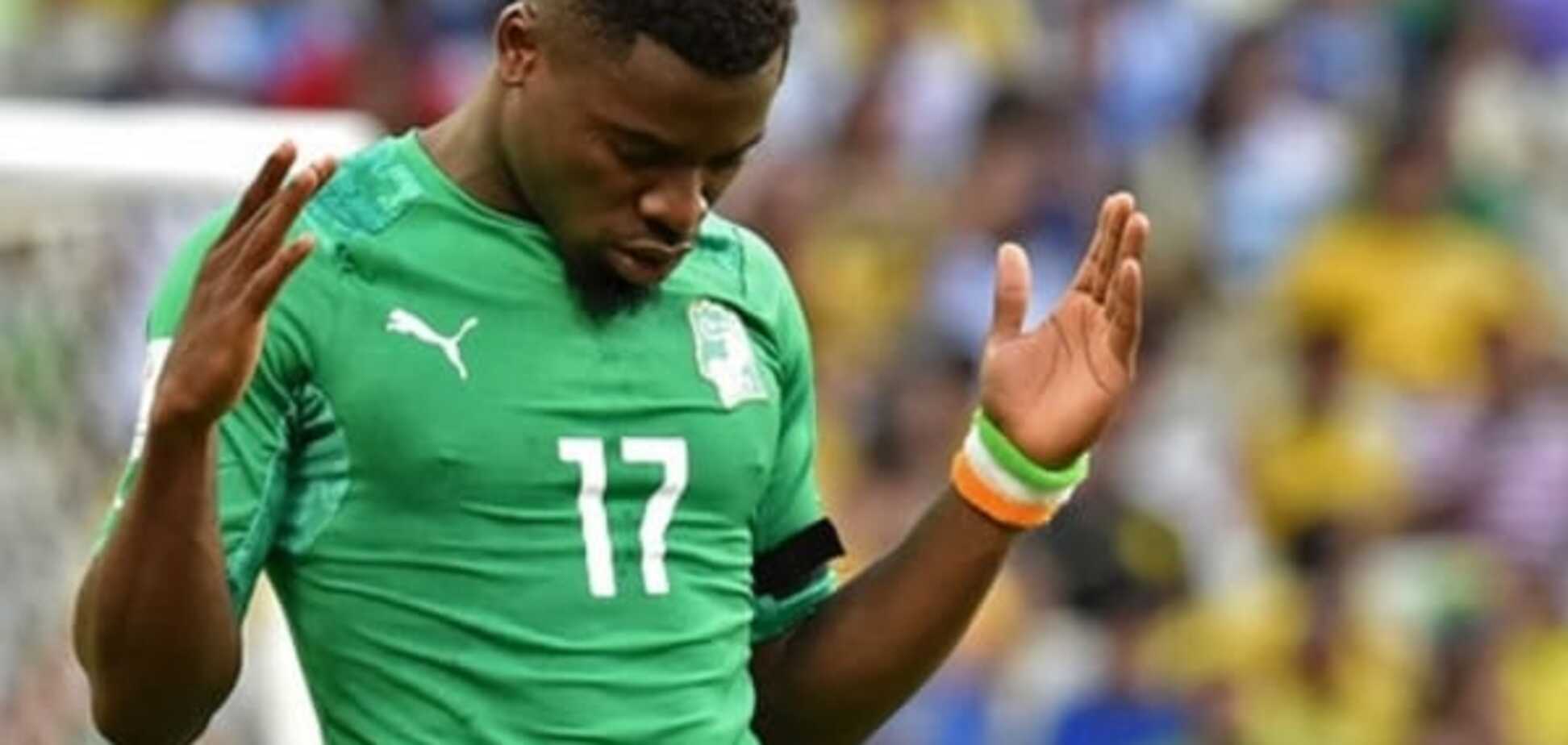 Африканский футболист спас своего противника от смерти на поле: видео момента