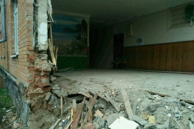 обвал школы в Василькове