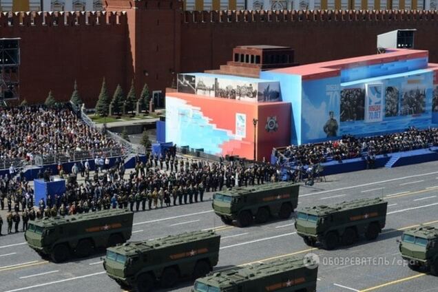 Ракетні комплекси \'Іскандер\'.