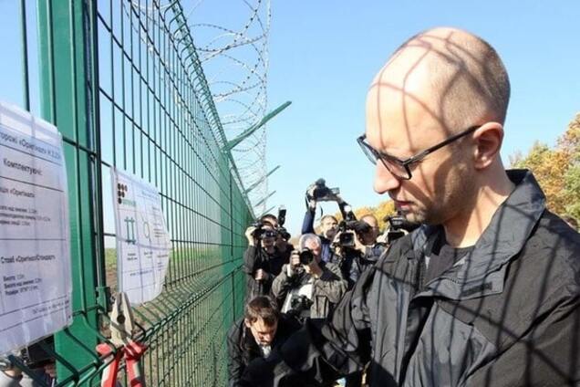 Стена и Арсений Яценюк