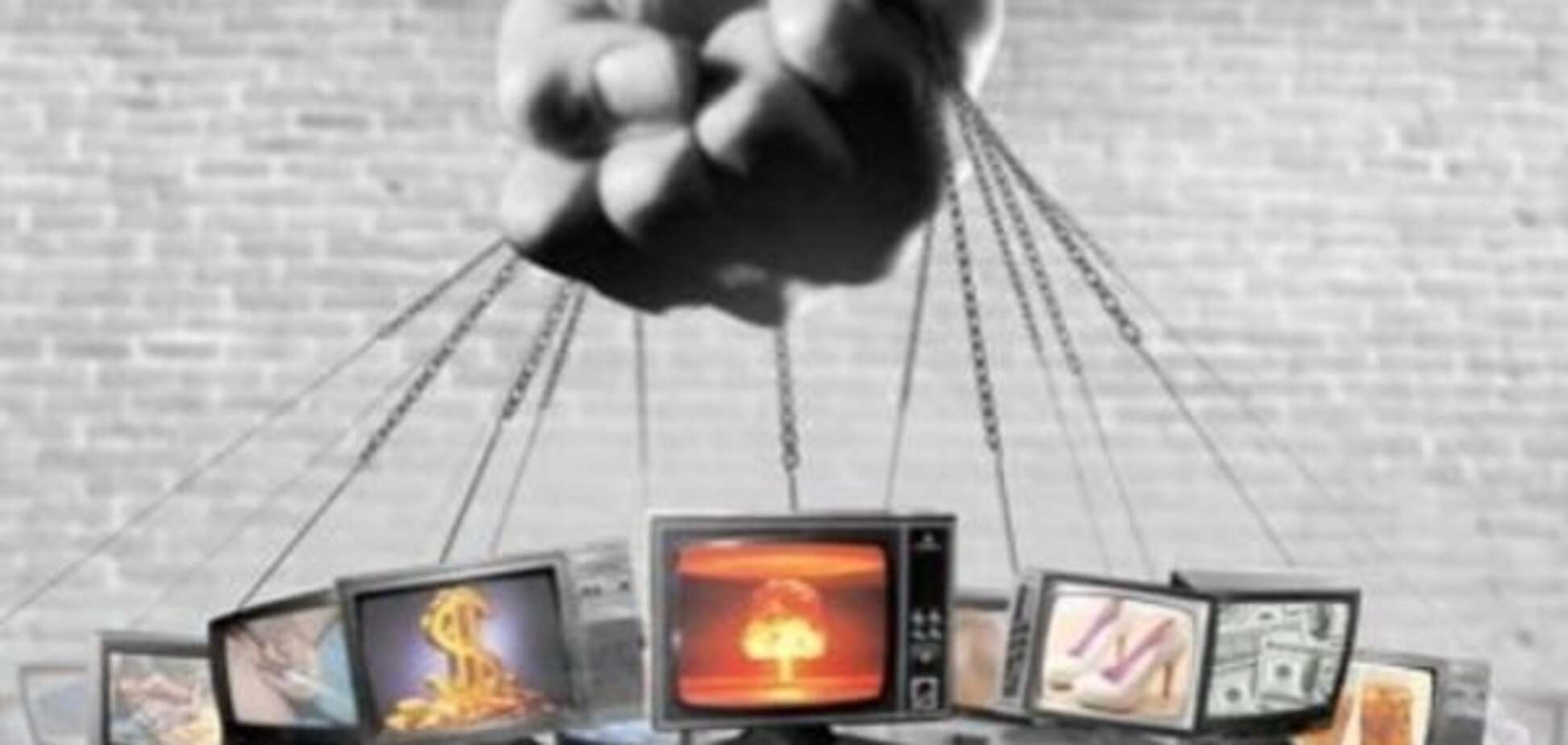 К нам идет война