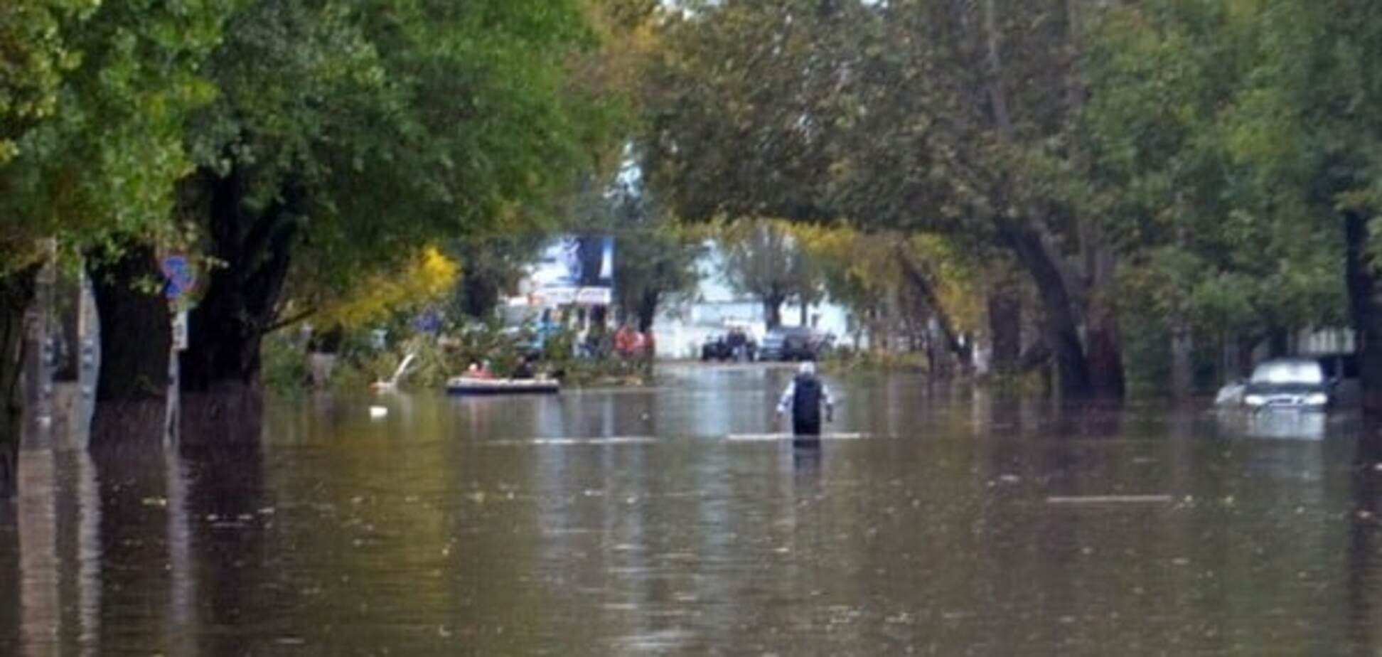 В одном из районов Одессы после шторма не могут откачать воду