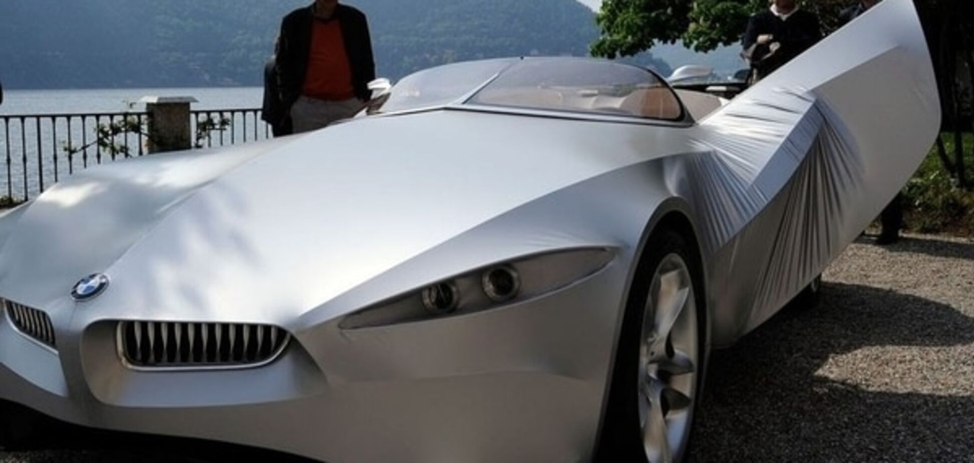 Ретро-футуризм: подборка авто, которые опередили свое время