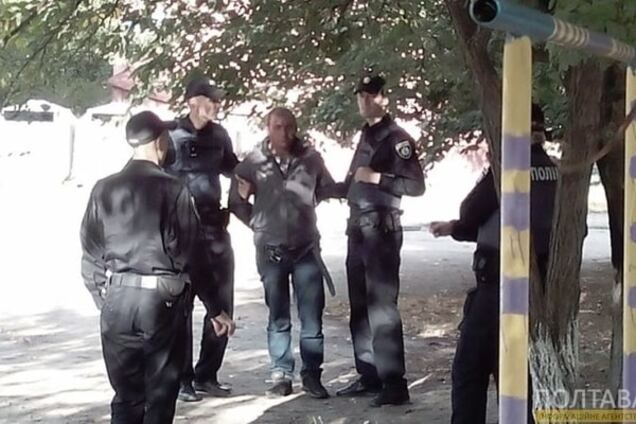 На Полтавщині засудили чоловіка, який погрожував гранатою своїм товаришам