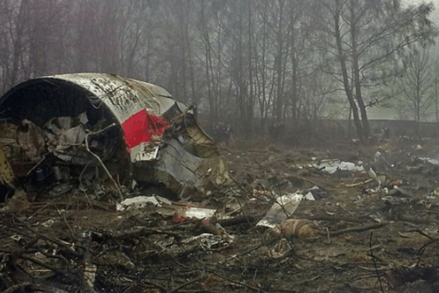 Обломки Ту-154 под Смоленском