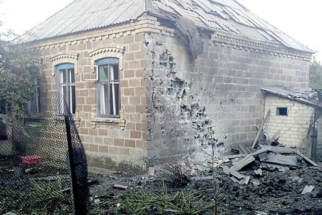 Обстрел Марьинки террористами ДНР