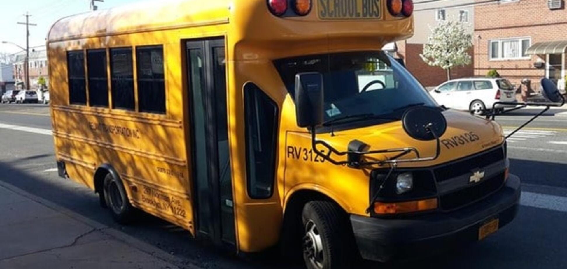 Школьный автобус в США: как все устроено