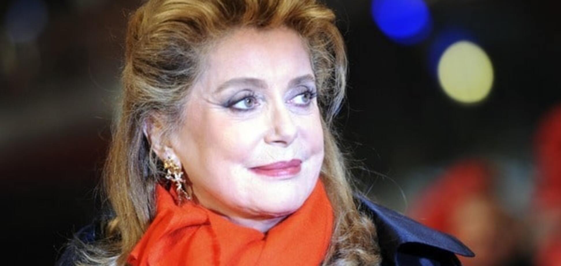 Катрин Денев