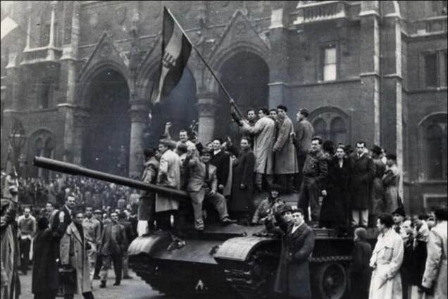 'Рабами больше не будем': Порошенко в годовщину Венгерской революции провел параллель с Украиной