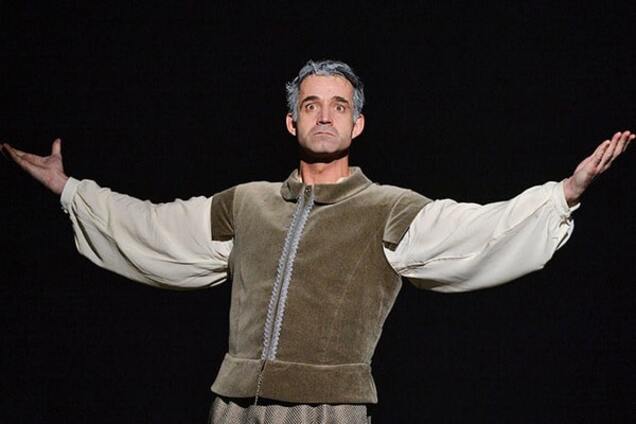 Дмитрий Певцов