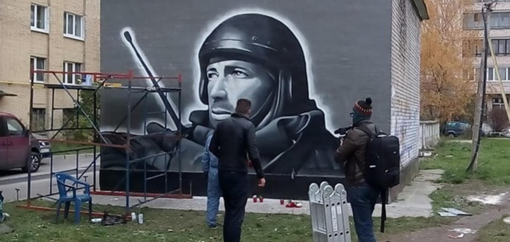 Портрет Моторолы