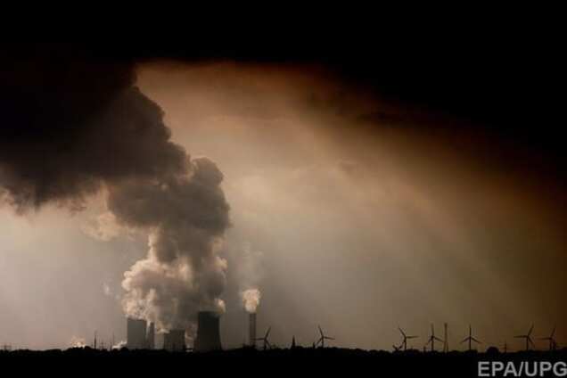 Завод, загрязнение атмосферы