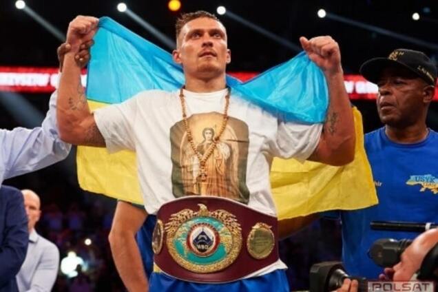 Александр Усик