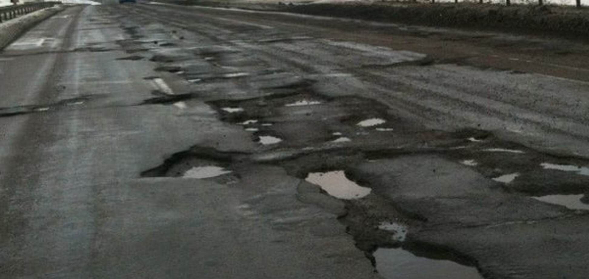 Налоги в землю: сколько украинцы платят за дороги, и что они получают взамен