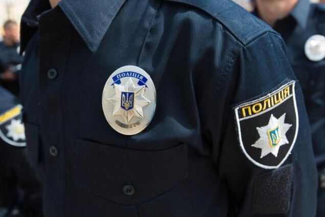 В Запорожье средь бела дня избили и обобрали горожанина