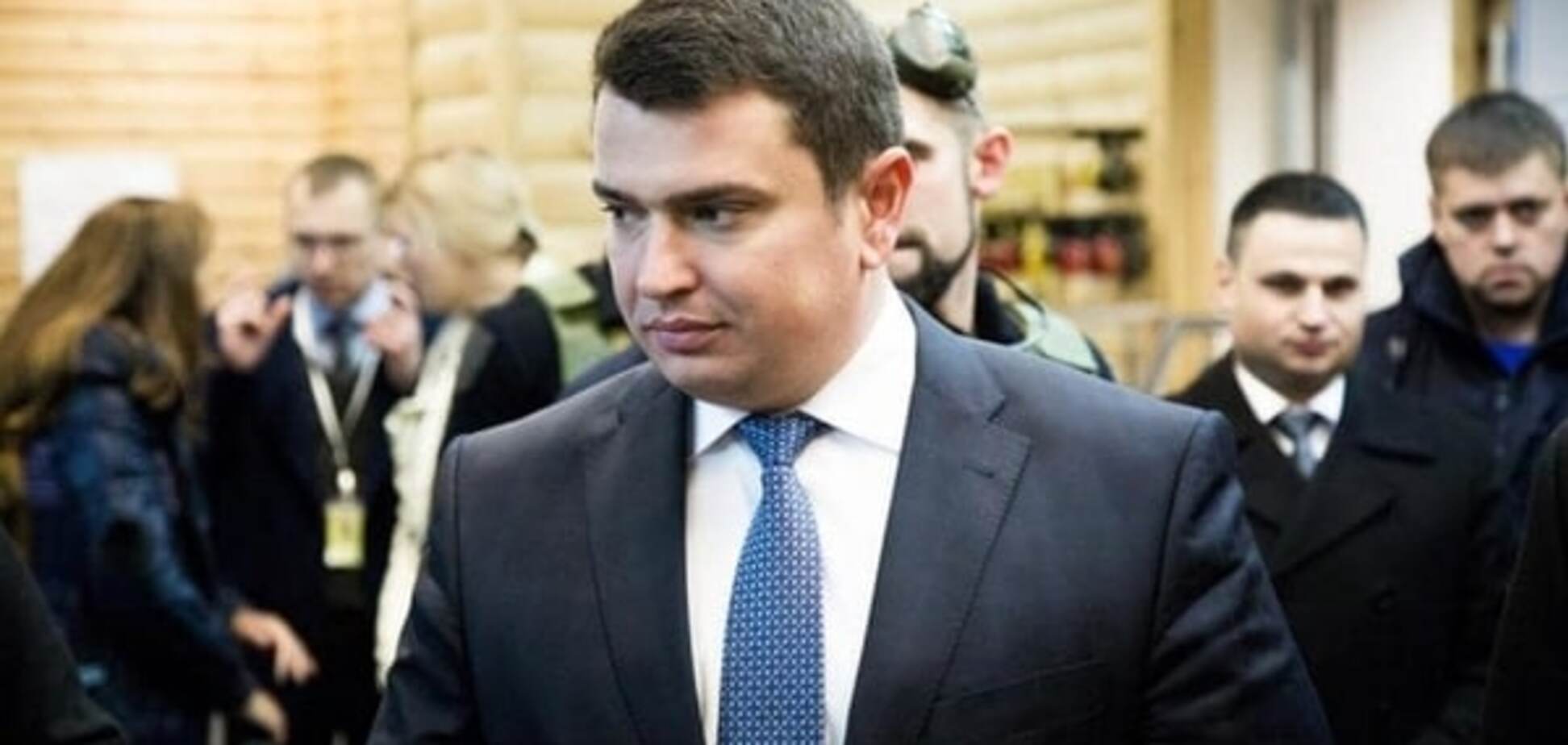 'Пройди детектор!' В соцсетях начался флешмоб из-за элитного отдыха директора НАБУ