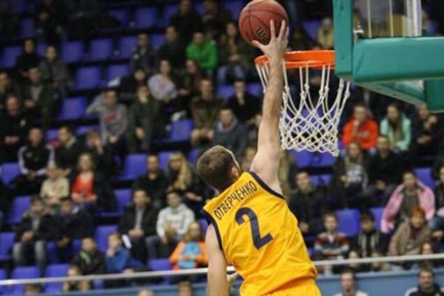 Руслан Отверченко