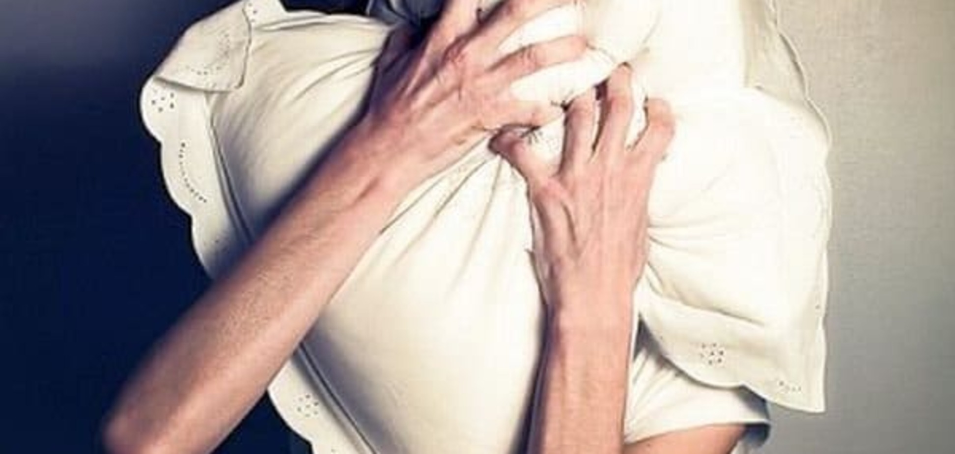 В Запорожской области жена задушила мужа во сне