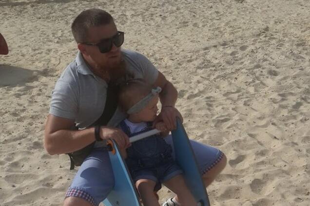 Моторола с дочкой