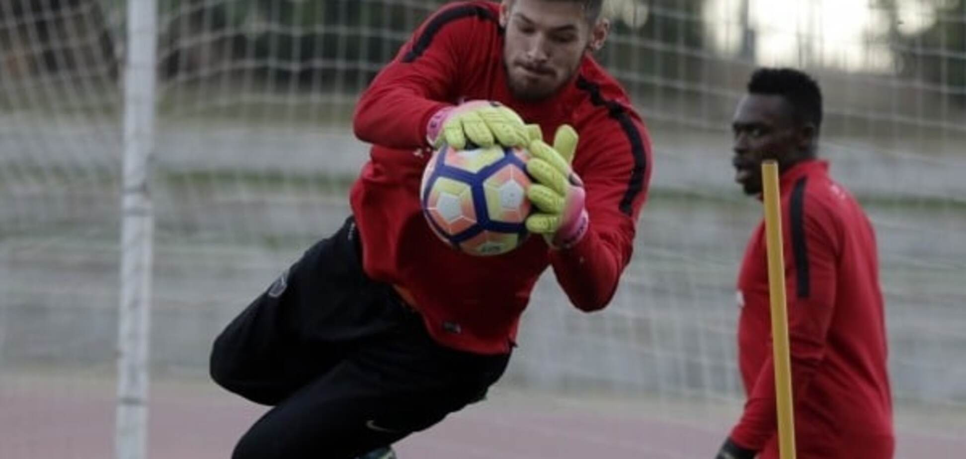 Денис Бойко