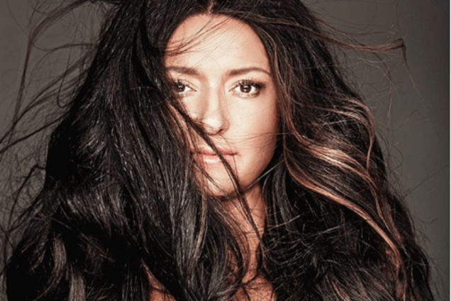 'Я і диньки': схудла Могилевська похвалилася глибоким декольте