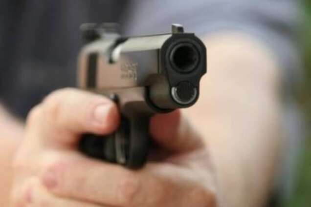 У Києві в автомобілі знайшли труп чоловіка: перші подробиці