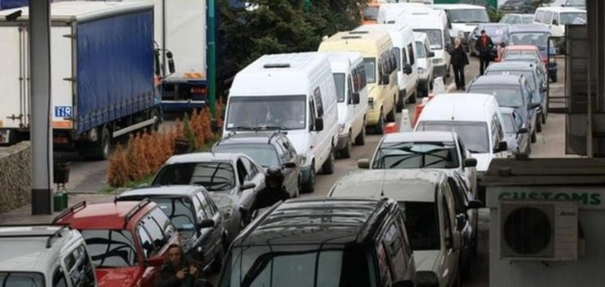 Черги на українсько-польському кордоні