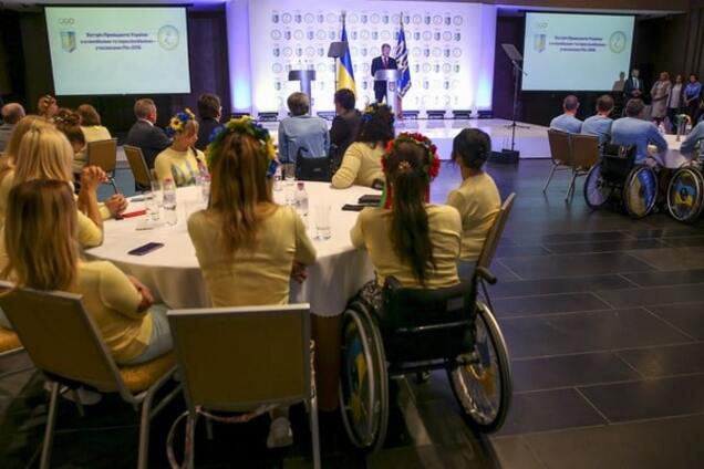 'Украина гордится': Порошенко выразил восторг призерами Рио-2016