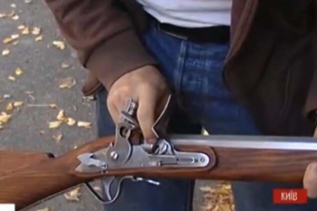 Реконструкция кремниевого пистоля