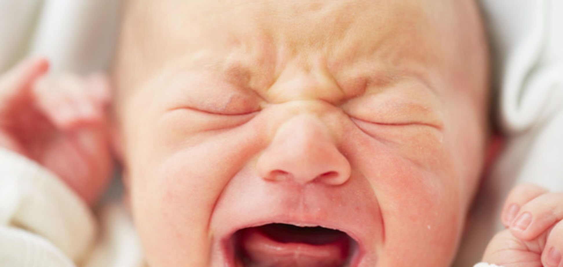 Как успокоить новорожденного. Все о причинах младенческого плача 