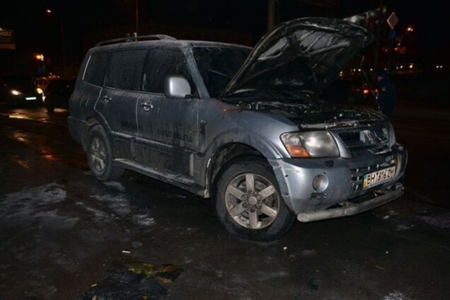 підпалив авто