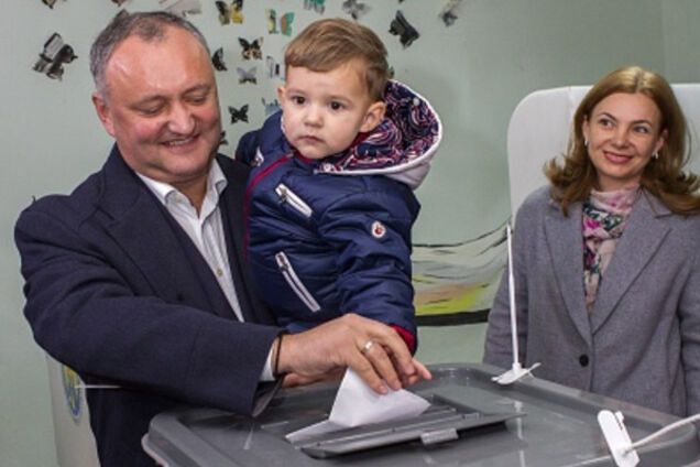 Игорь Додон