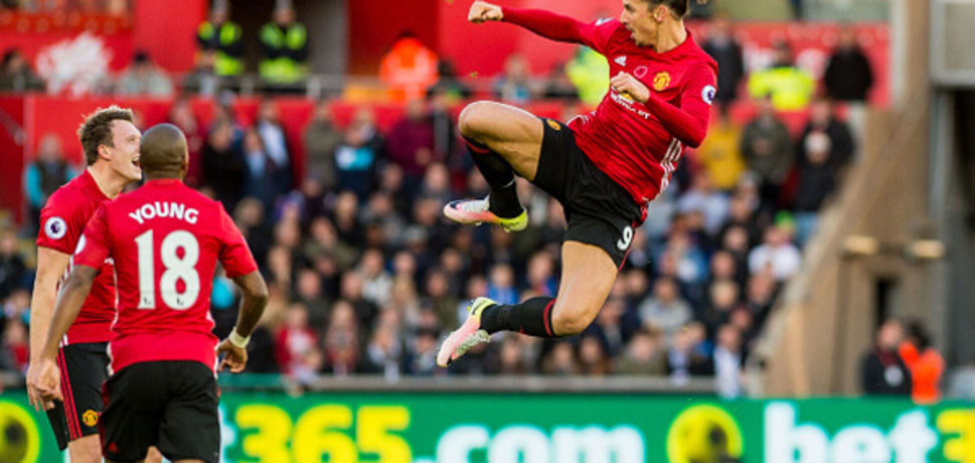 Запретят играть? Легендарный футболист влип в историю: все подробности