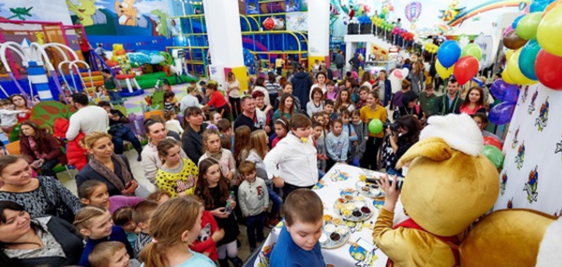 Сеть семейно-развлекательных комплексов 'Игроленд' отпраздновала 11 лет