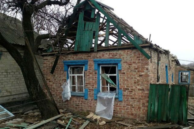 Последствия ночного обстрела Марьинки